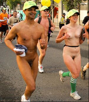 PUBLIC NUDITY PROJECT: Bay to